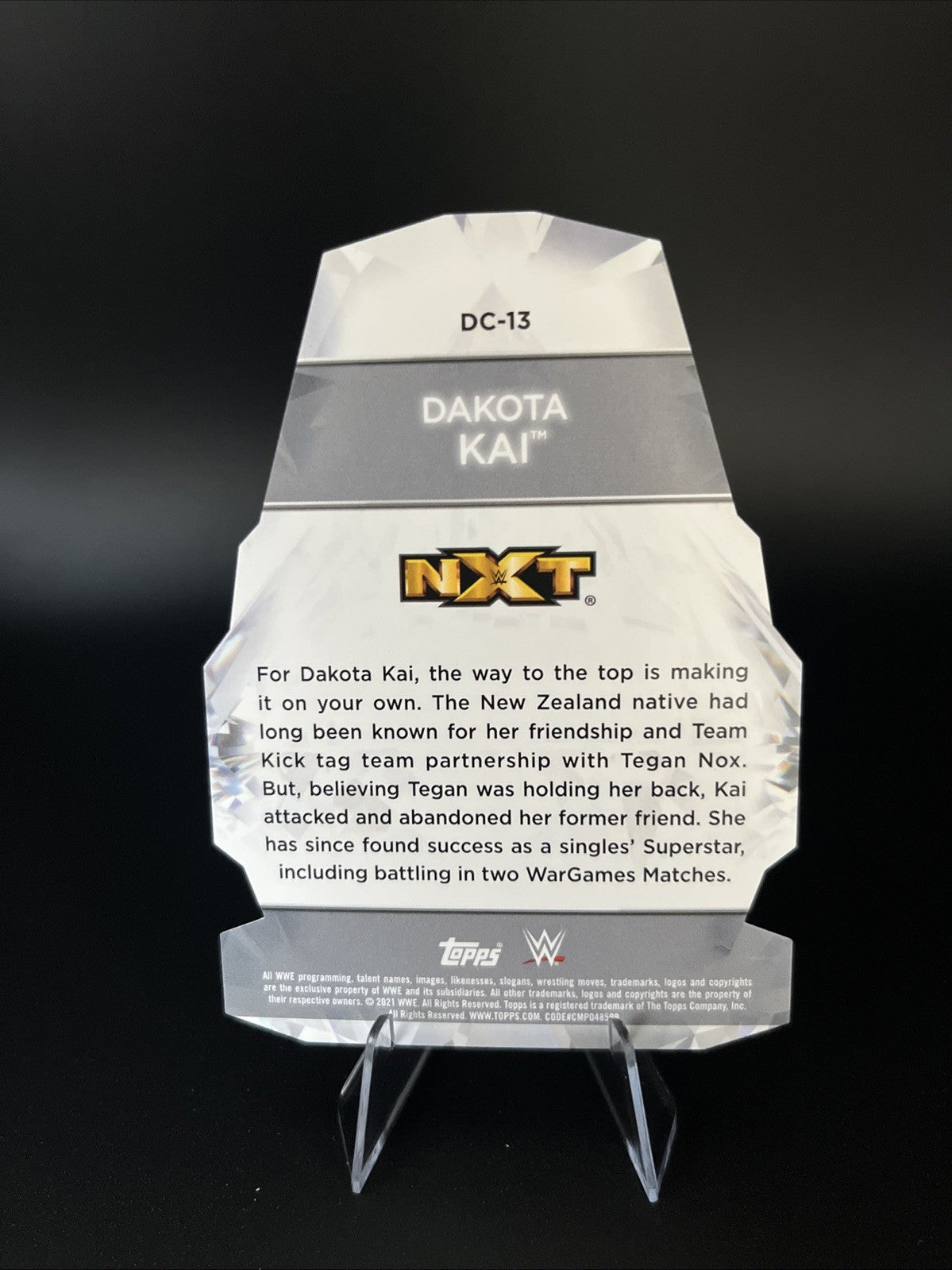 2021 Topps WWE Women's Division - Diamond Cuts Dakota Kai #DC-13