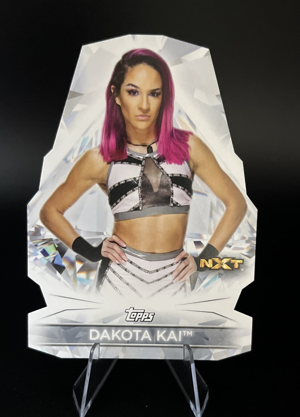 2021 Topps WWE Women's Division - Diamond Cuts Dakota Kai #DC-13